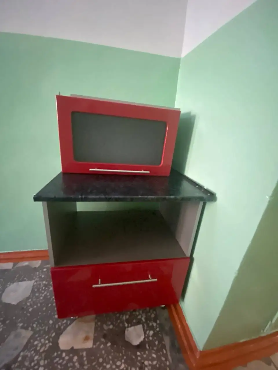 Продам шкафчики настенные - Мебель (Барахолка) в Минусинск