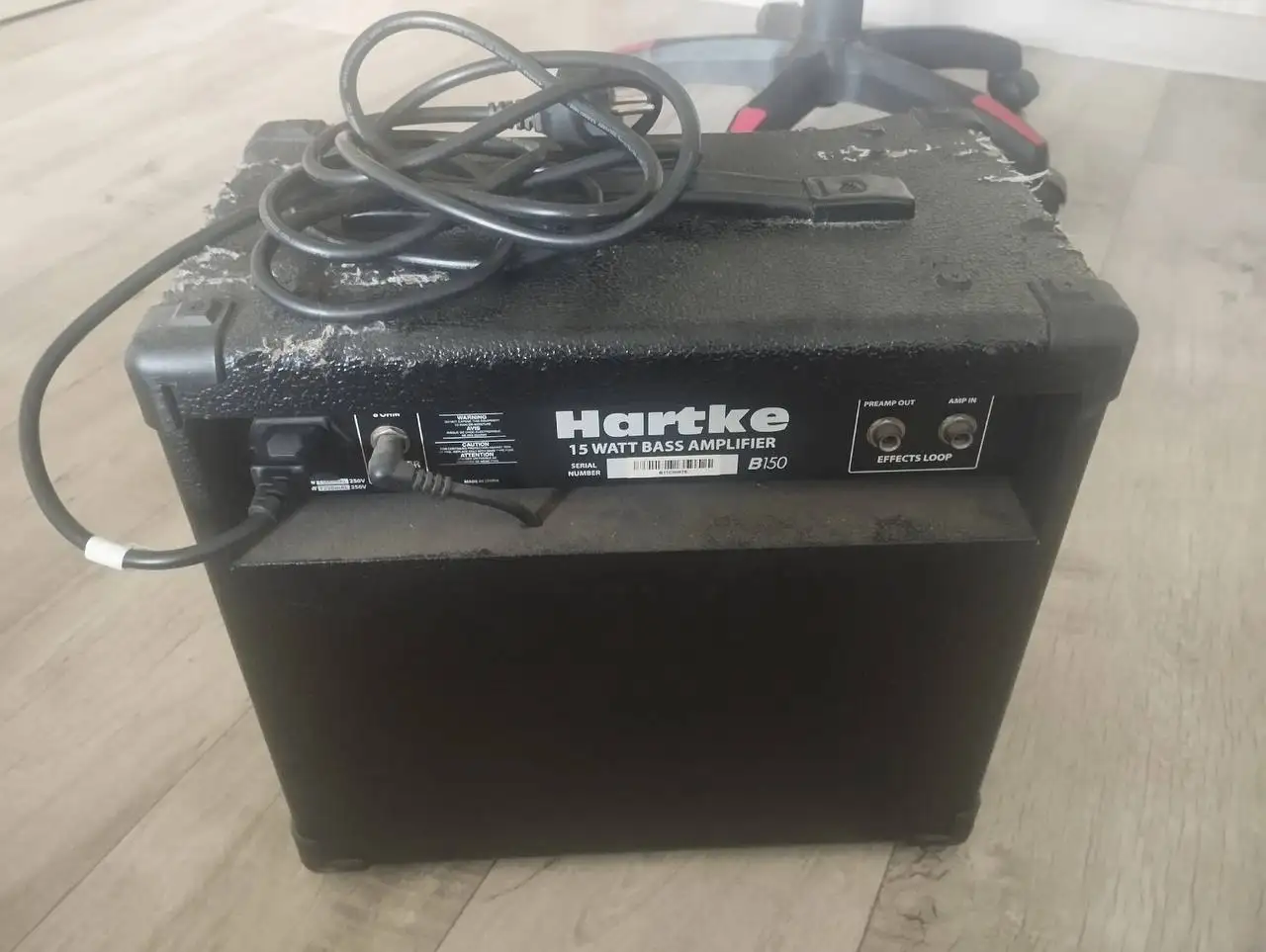 Басовый комбик Hartke B150 - Музыкальные инструменты (Электроника) в Минусинск