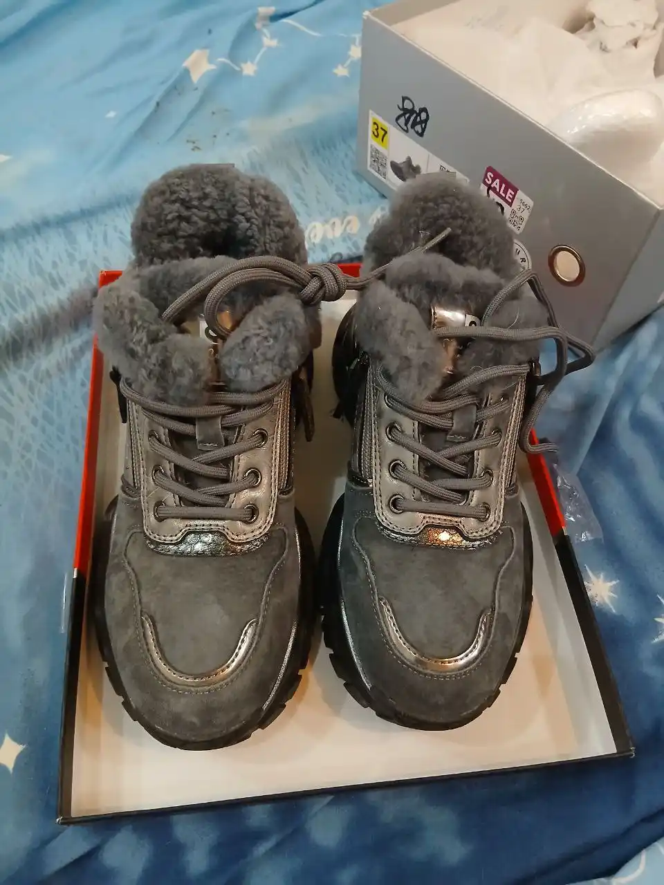Женские зимние ботинки 37 размер
