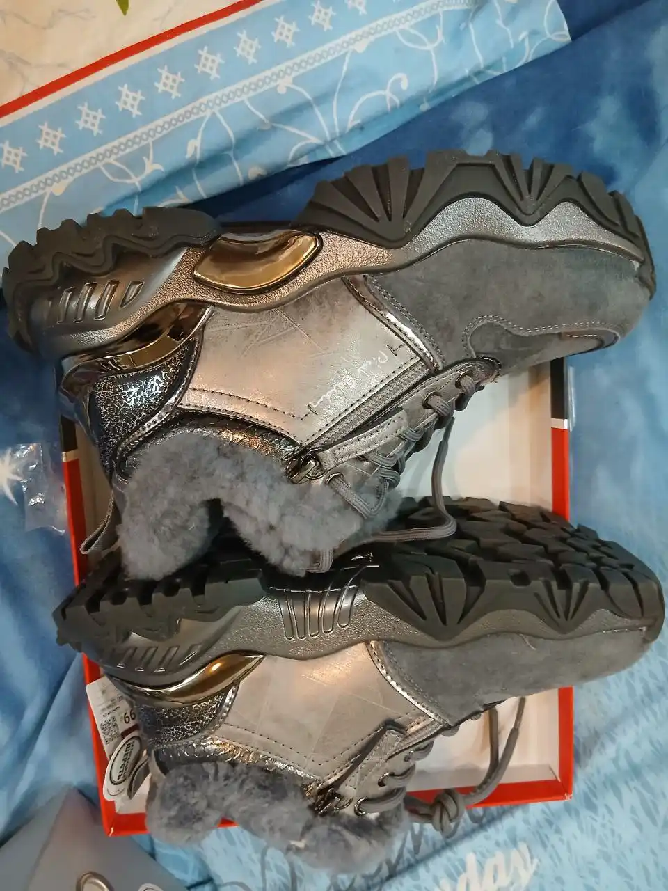 Женские зимние ботинки 37 размер