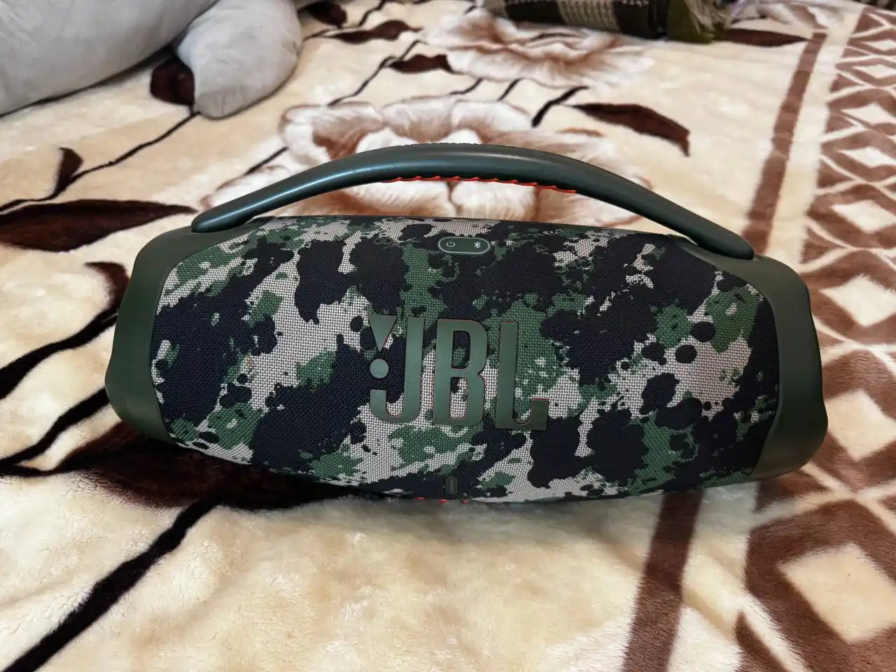 Продам колонку JBL Boombox 3 - частное объявление в Новосибирск