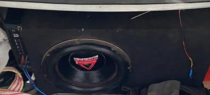 Продам саб аура 122 и усилитель calcell 1.1100