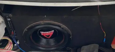 Продам саб аура 122 и усилитель calcell 1.1100 - частное объявление в Новосибирск