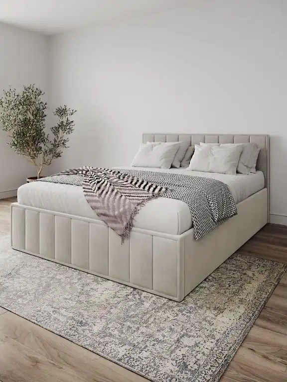 Двуспальная кровать с подъемным механизмом