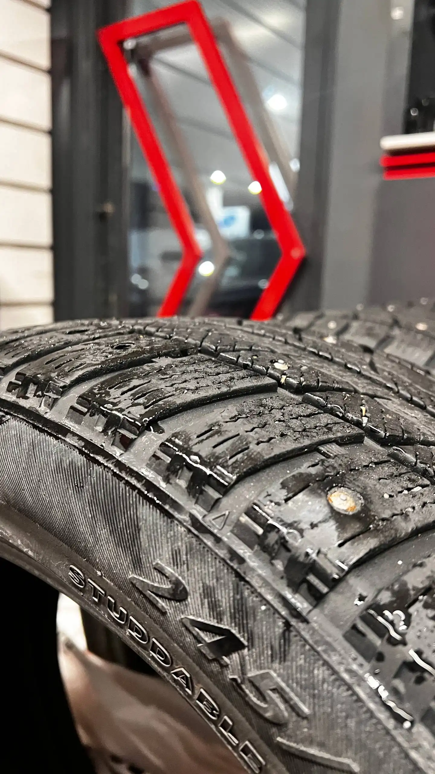 Продам резину ZETA 245/45/18