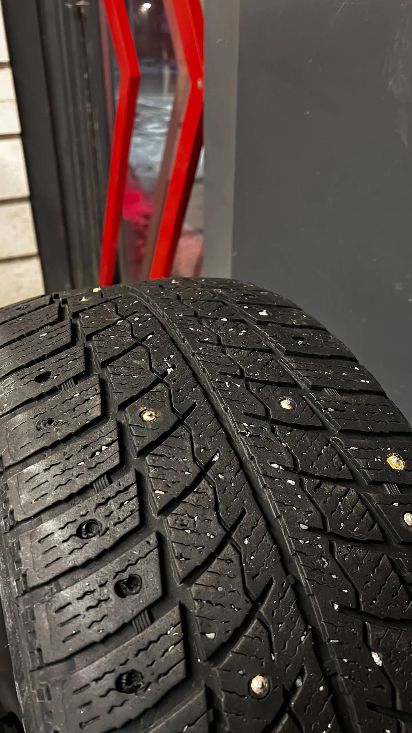 Продам резину ZETA 245/45/18