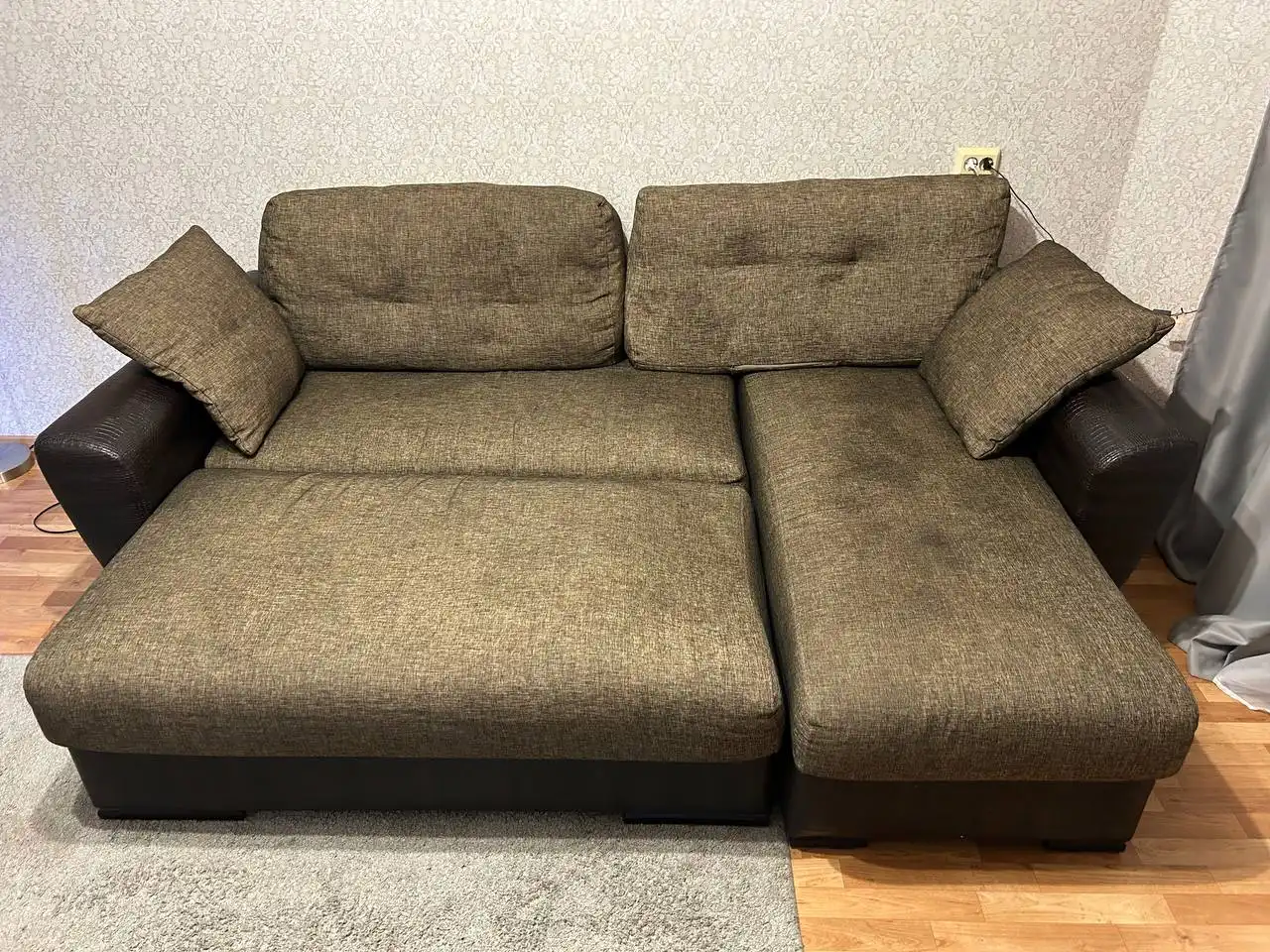 Продам угловой диван