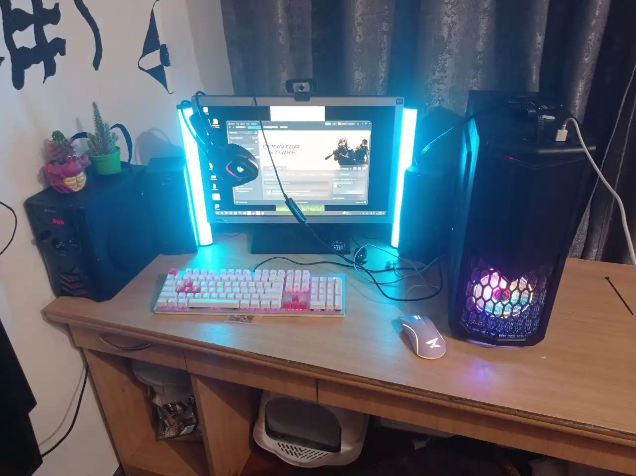Игровой ПК с периферией и монитором