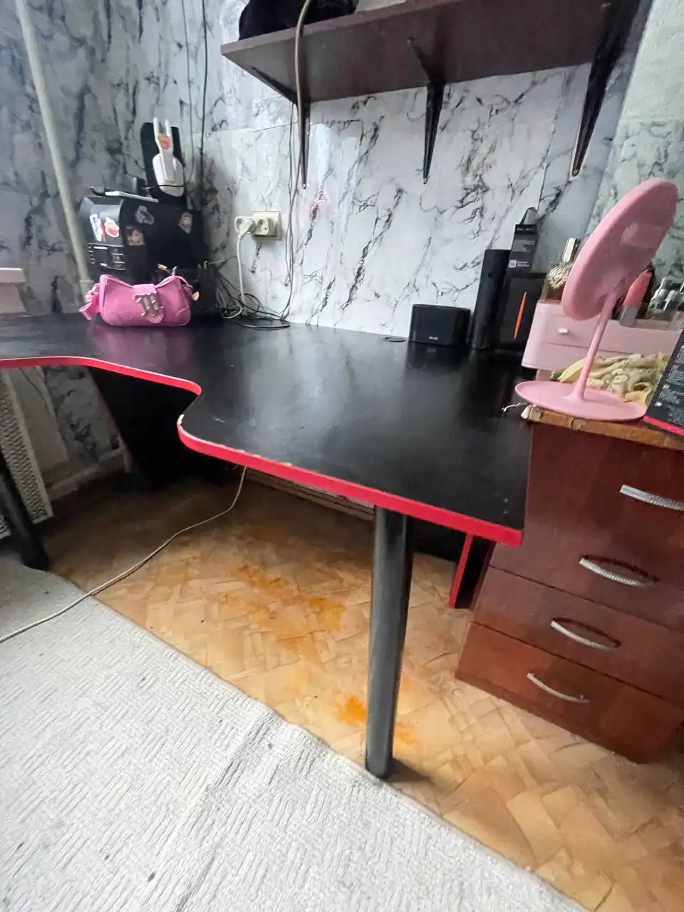 Продам стул и стол (комплект)