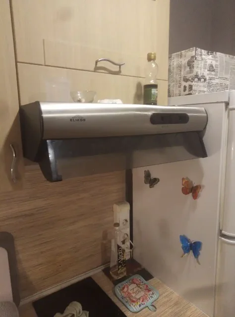 Продажа рабочей вытяжки в хорошем состоянии - частное объявление в Новосибирск