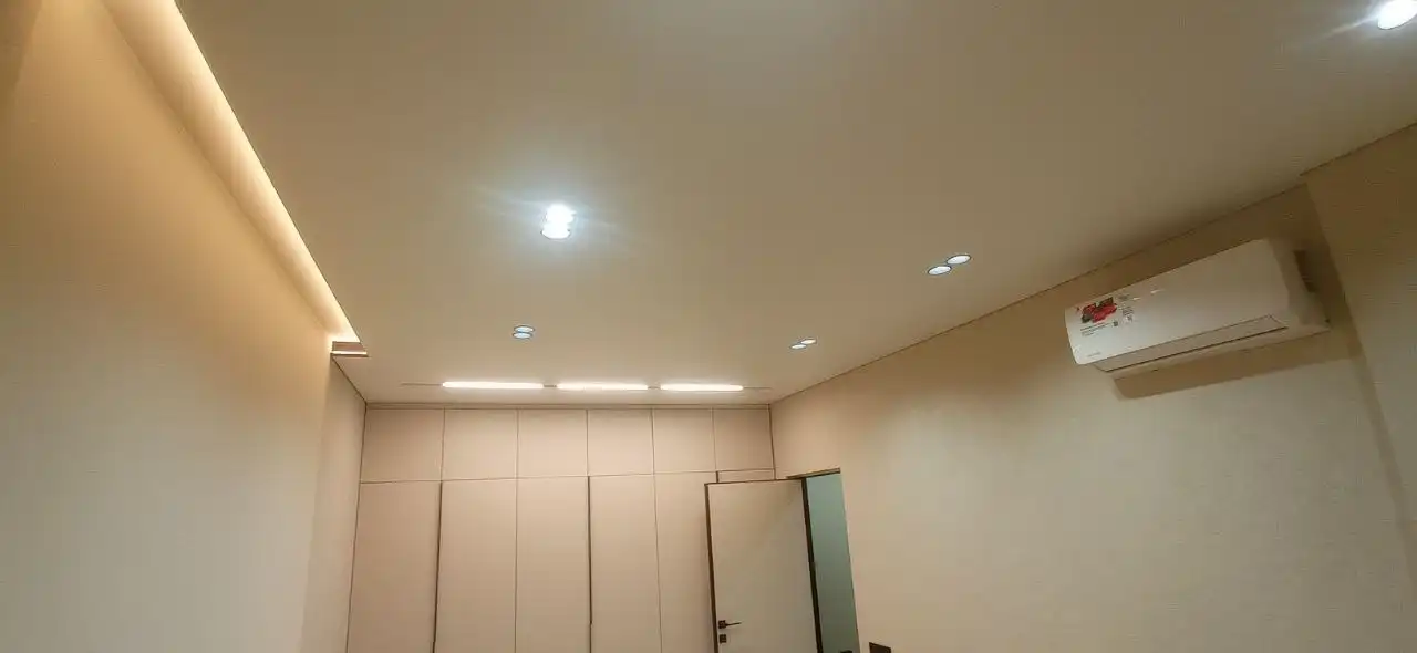 Натяжные потолки и стены с гарантией до 12 лет