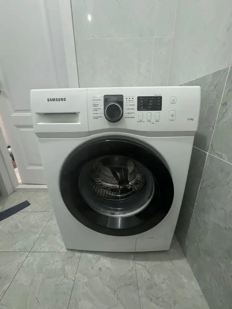 Б/у стиральная машина в рабочем состоянии