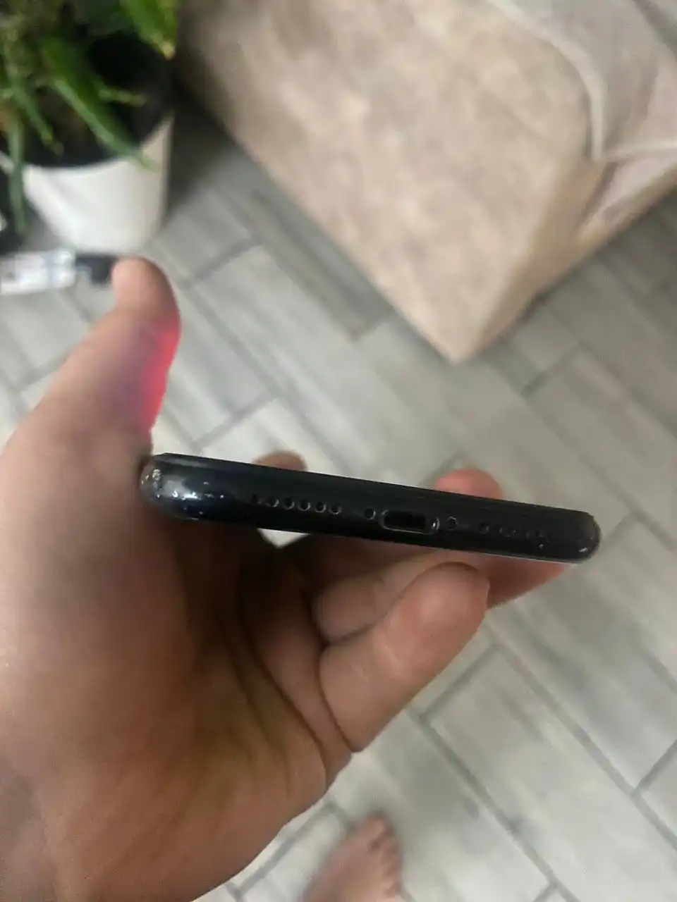 Продам айфон XR с неработающим Face ID