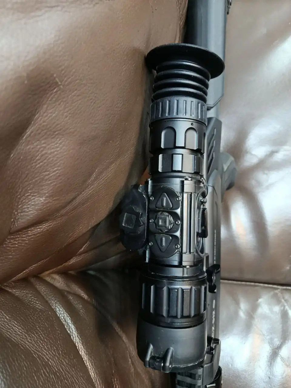 Продам военный тепловизионный прицел Fortuna 50l3 - Охота и рыбалка (Хобби и отдых) в Новосибирск