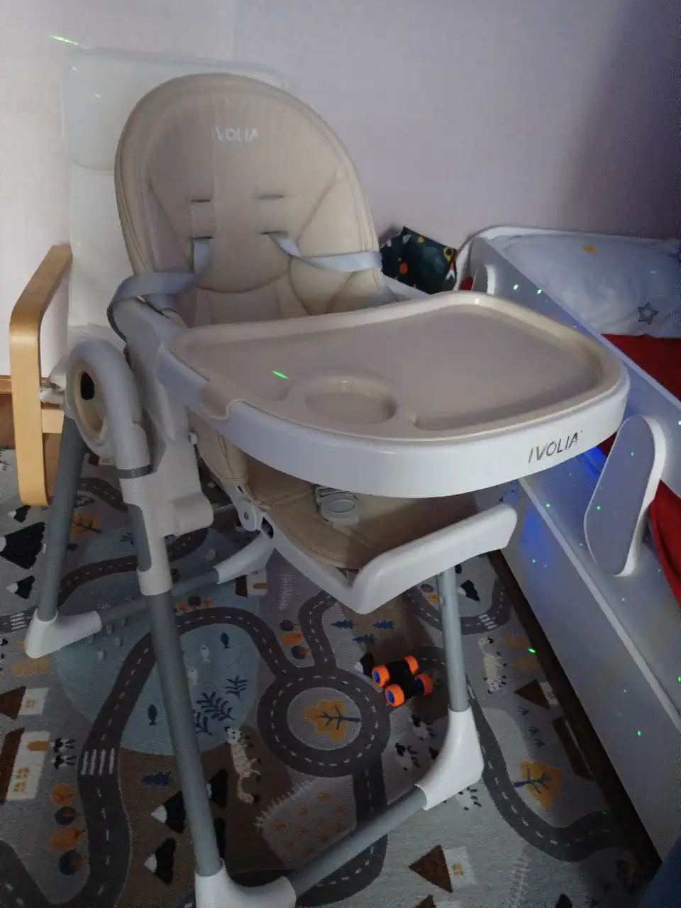 Продам детский стульчик для кормления - Стульчики для кормления (Товары для детей) в Новосибирск