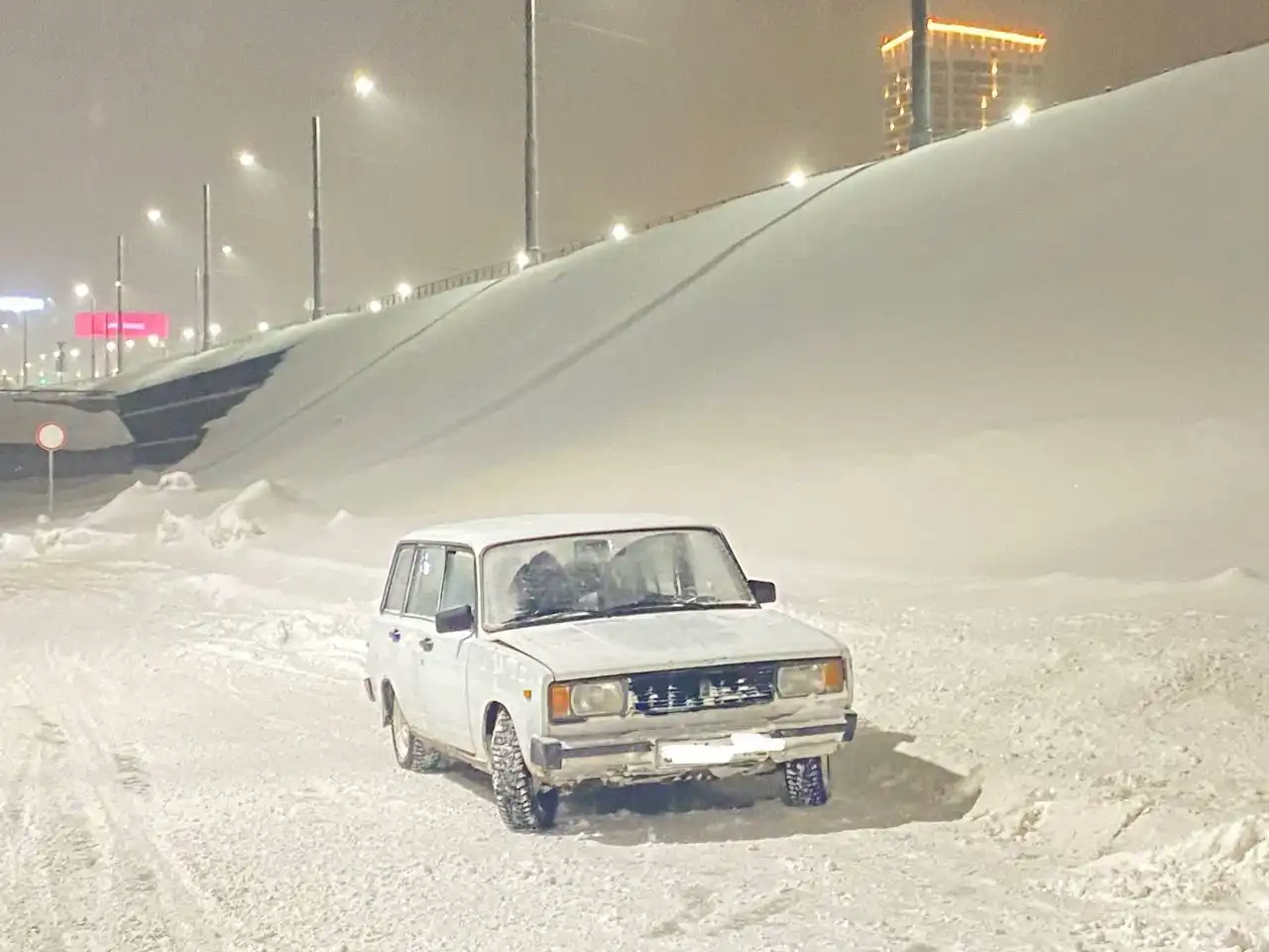 Продажа ВАЗ-2104 с незначительными дефектами - Легковые автомобили (Авто) в Новосибирск