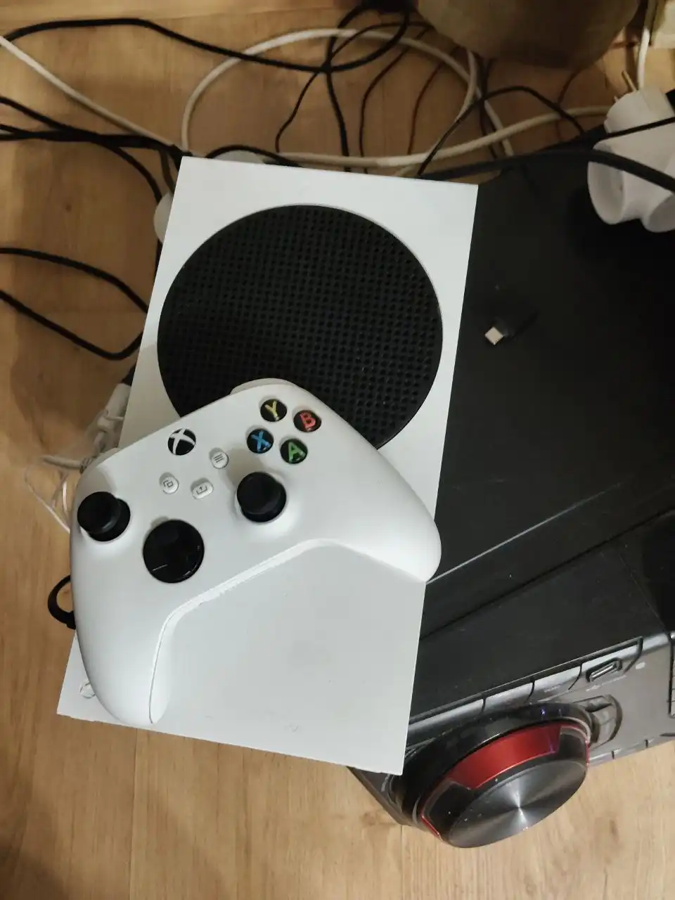 Продам S Series 512GB с контроллером и проводами - Электроника в Новосибирск