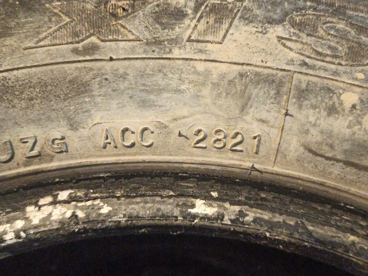 Продам комплект резины без ремонтов - Шины и диски (Авто) в Новосибирск