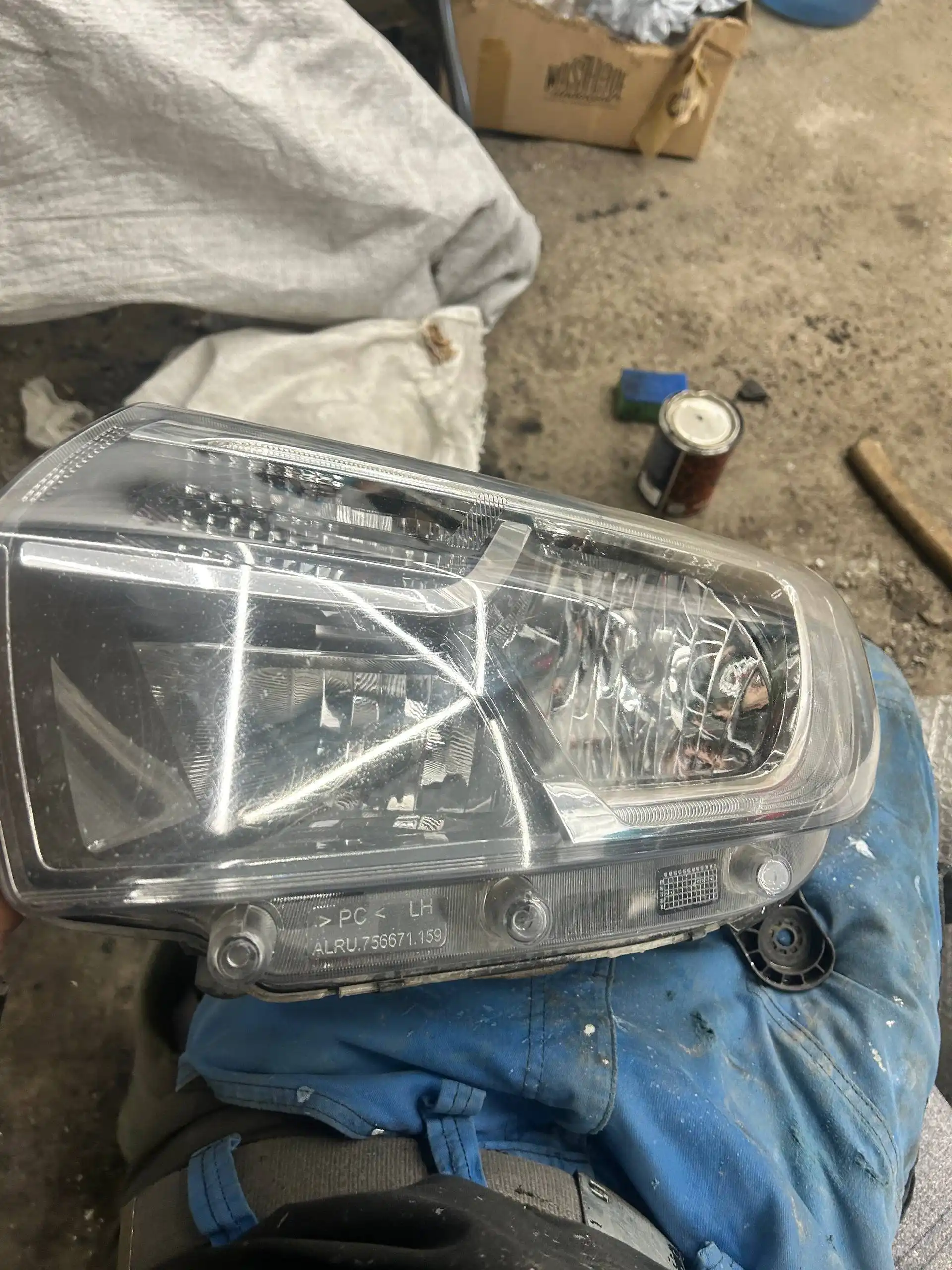 Продажа фар и МКПП для Renault Logan Stepway - Запчасти (Авто) в Новосибирск