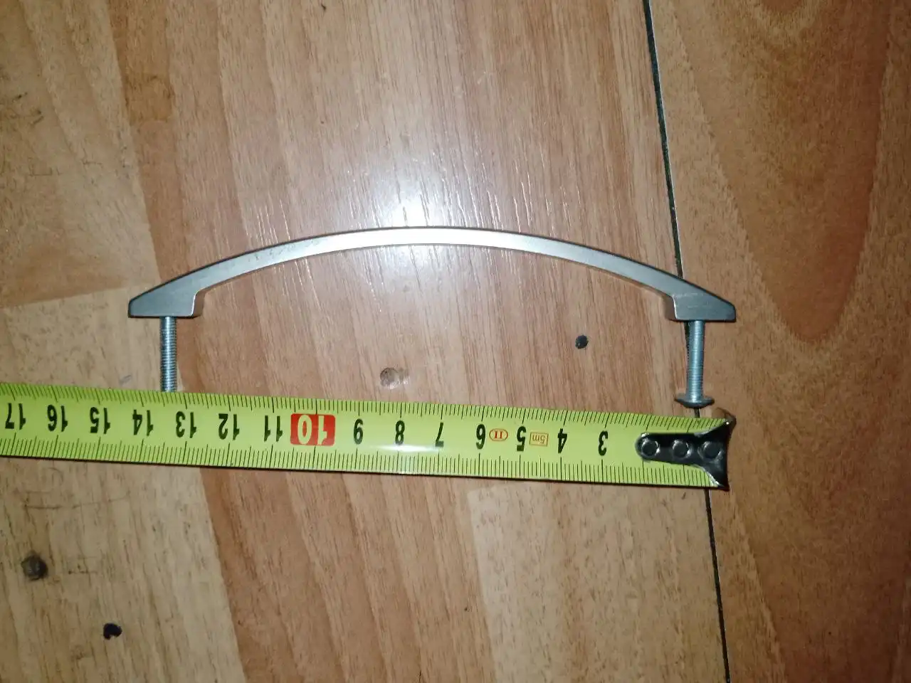 Продажа больших и маленьких товаров - Барахолка в Новосибирск