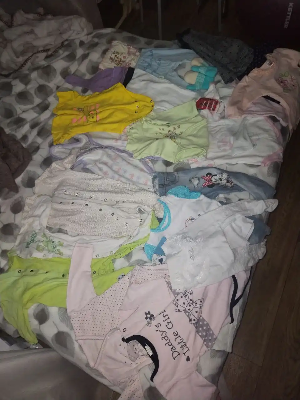 Вещи для девочки пакетом - Одежда для детей (Товары для детей) в Новосибирск