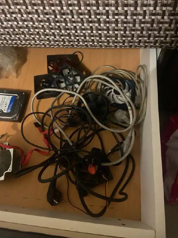 Компьютер AMD FX-6300, 8+2 ГБ DDR3, 750 ГБ HDD - Компьютеры и комплектующие (Электроника) в Новосибирск