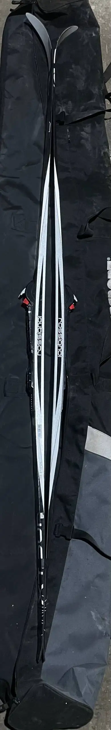 Продажа лыж - Зимний спорт (Хобби и отдых) в Новосибирск