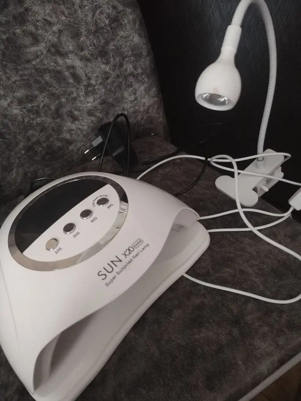 Лампа для маникюра и расходники - Маникюр (Красота и здоровье) в Новосибирск