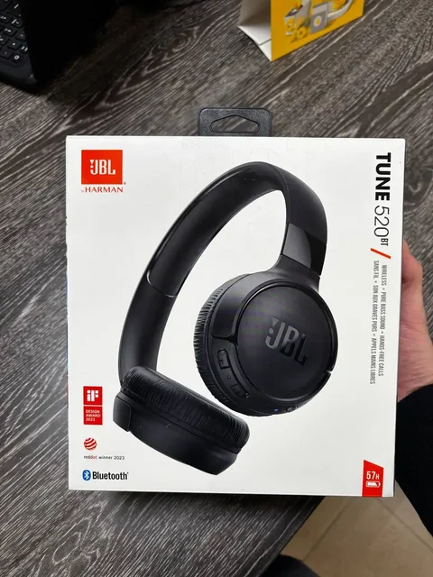 Наушники JBL Tune 520 BT новые - Электроника в Новосибирск
