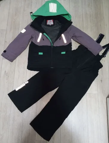 Продам демисезонный костюм для мальчика - Товары для детей в Новосибирск