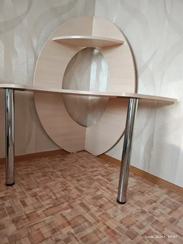 Угловой компьютерный стол - частное объявление в Новосибирск