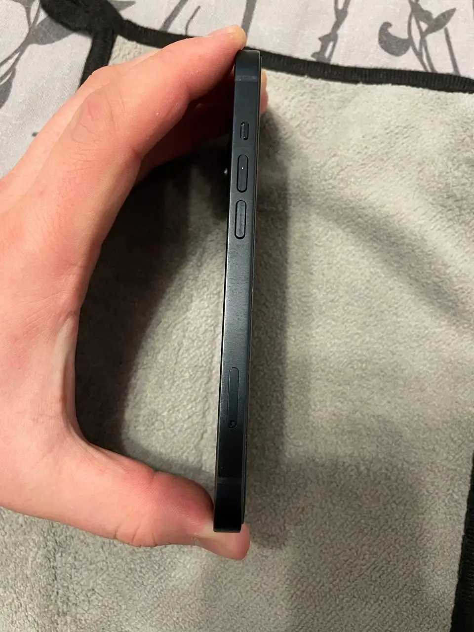 Айфон 13 128 ГБ - Смартфоны (Электроника) в Новосибирск