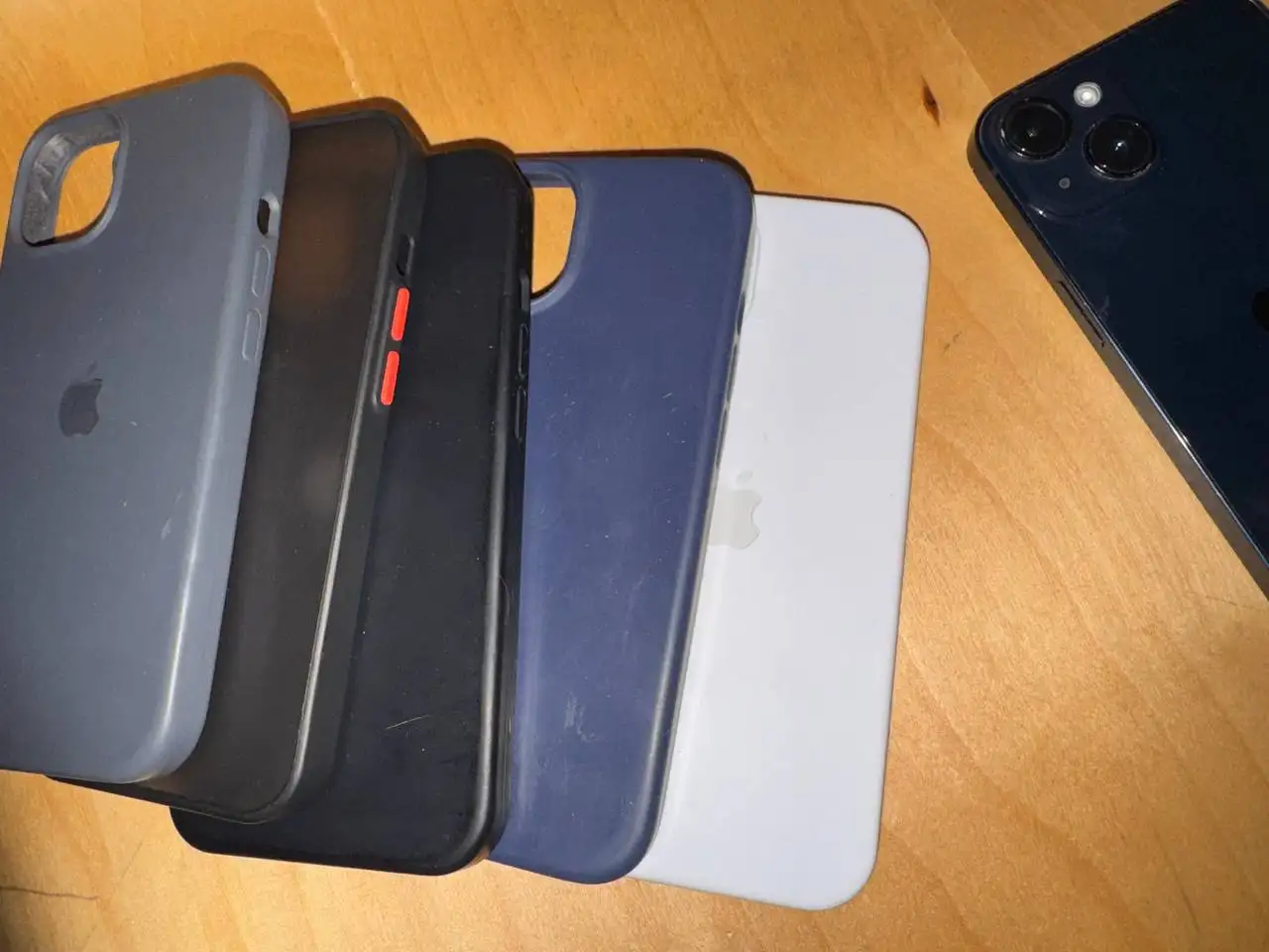 Продам айфон 14 128гб - Смартфоны и телефоны (Электроника) в Новосибирск