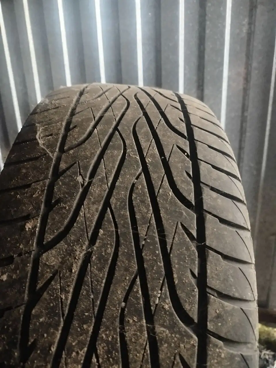 Продам комплект колес - Запчасти в Новосибирск