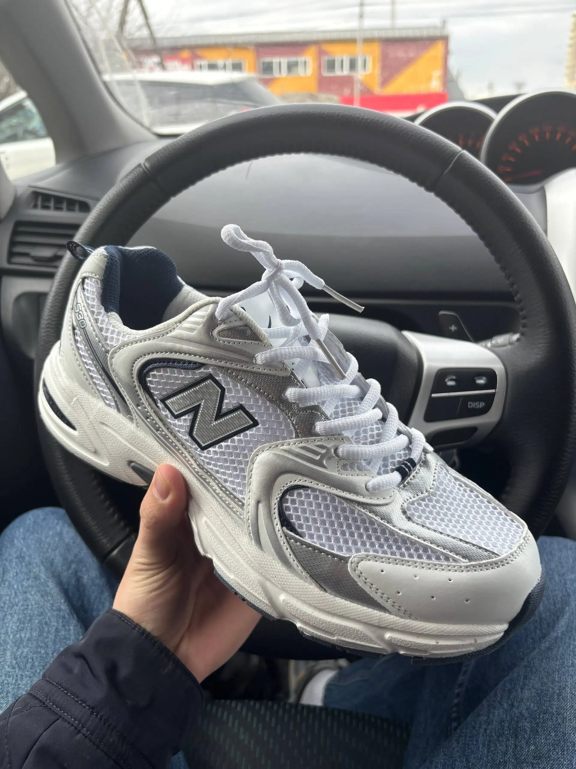 Кроссовки New Balance 38,5 и 41,5 - Обувь (Одежда) в Новосибирск