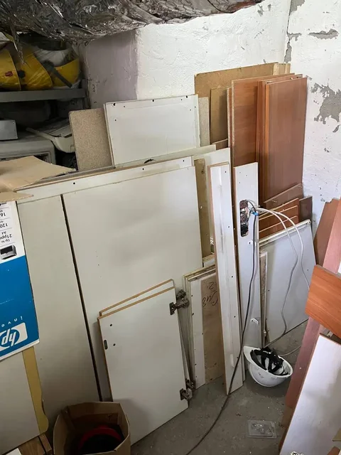 Бесплатные дрова с доставкой на Левый берег - Коллекционные карты в Новосибирск