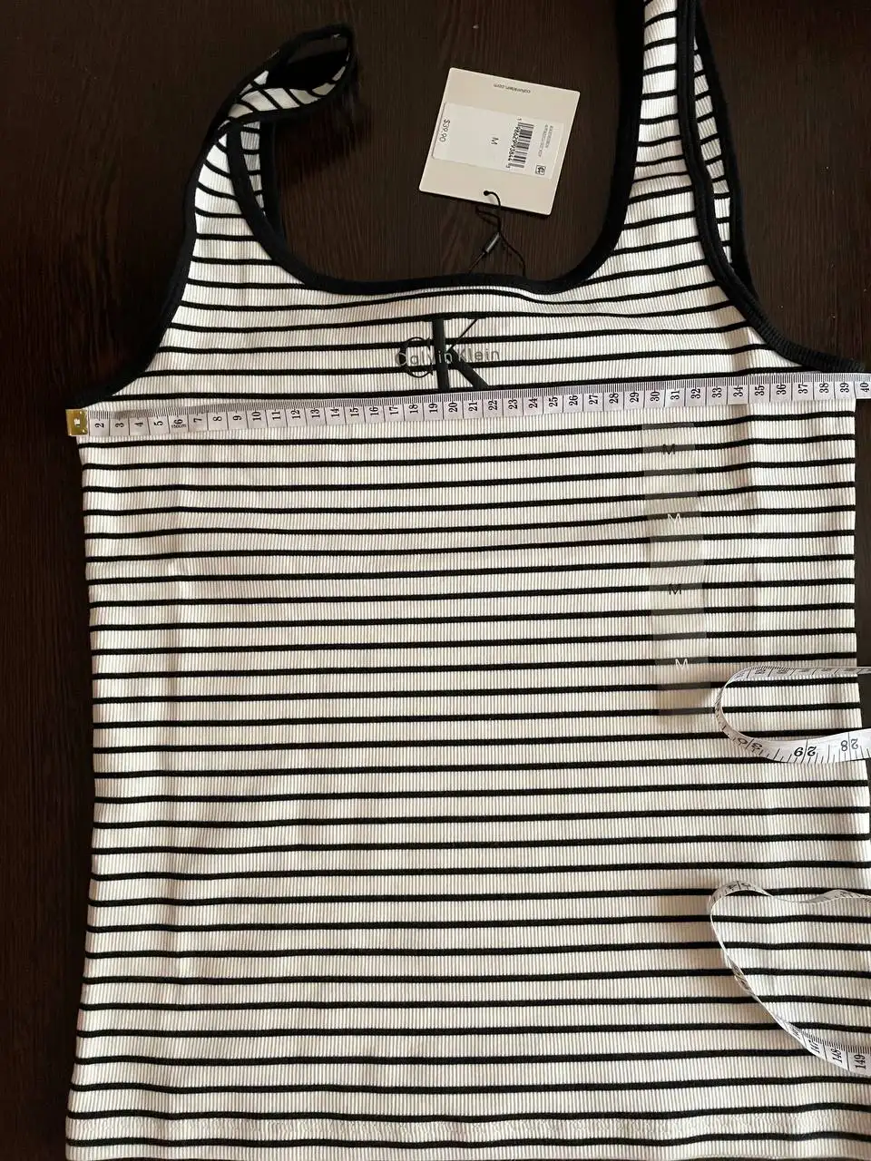 Продам топ Calvin Klein размер М новый с бирками - Женская одежда (Одежда) в Новосибирск