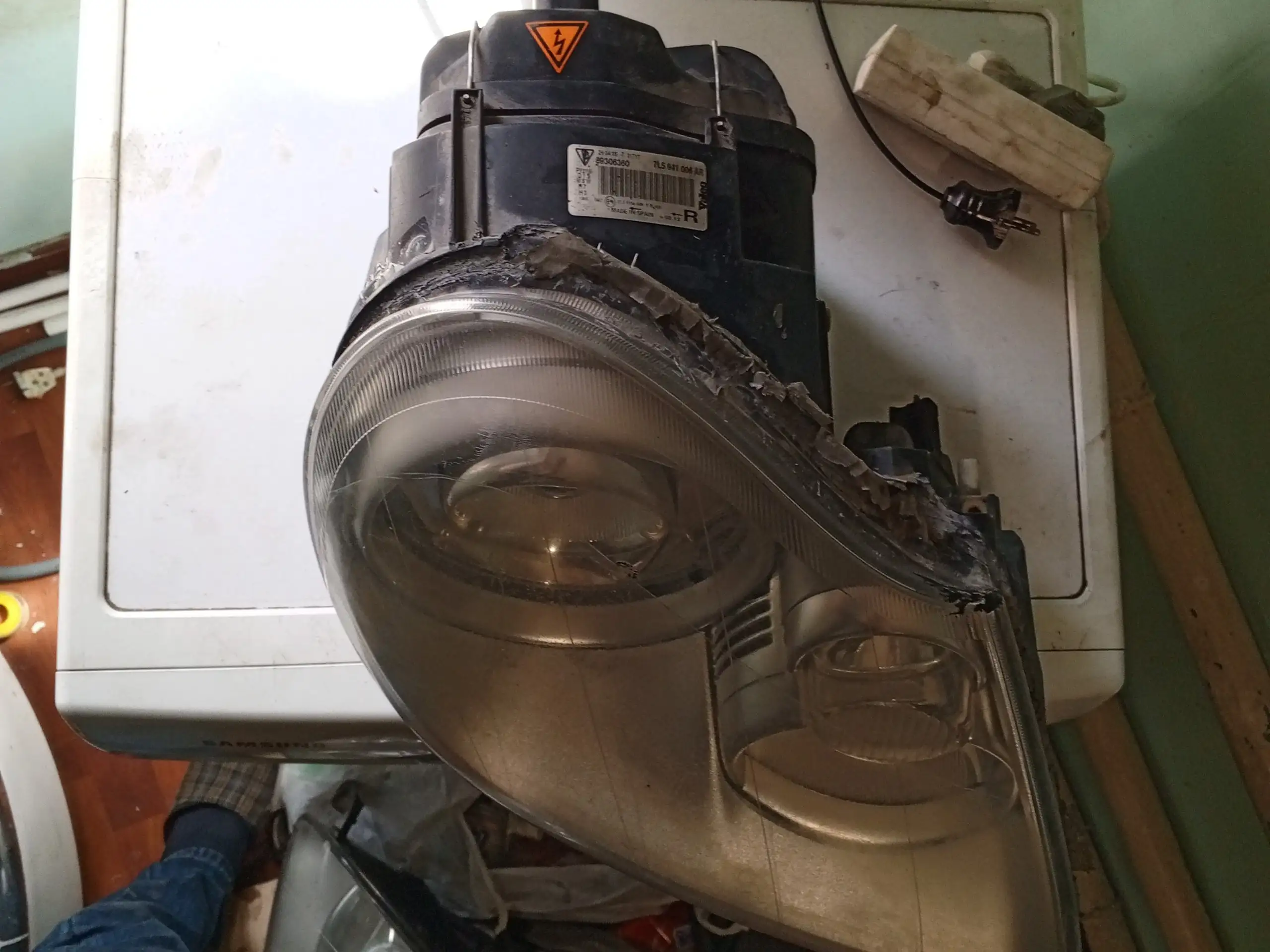 Продам фары от Порш Кайен - Запчасти и аксессуары (Авто) в Новосибирск