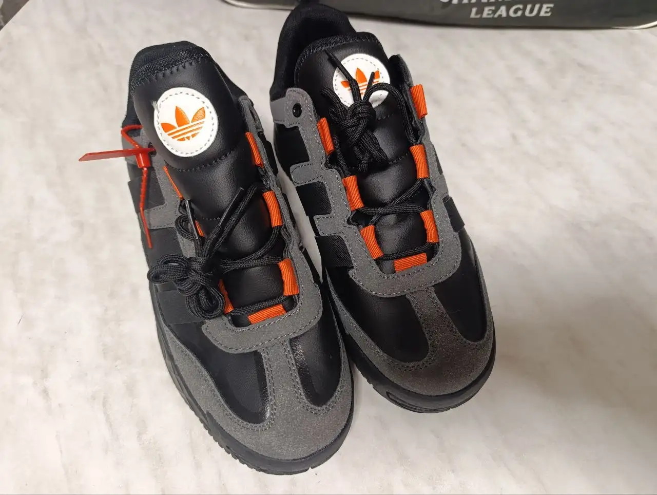 Adidas Niteball 44 размер - Обувь (Одежда) в Новосибирск