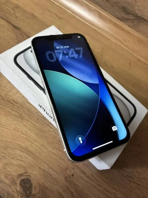 Продам iPhone 12 в хорошем состоянии - Электроника в Новосибирск
