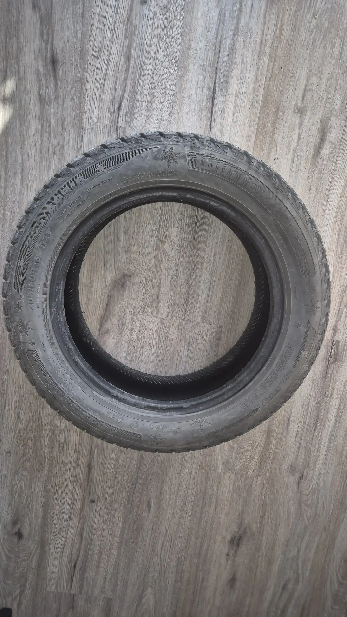 Зимние шины Doublestar DW01 205/60 R16 - Шины (Запчасти) в Новосибирск