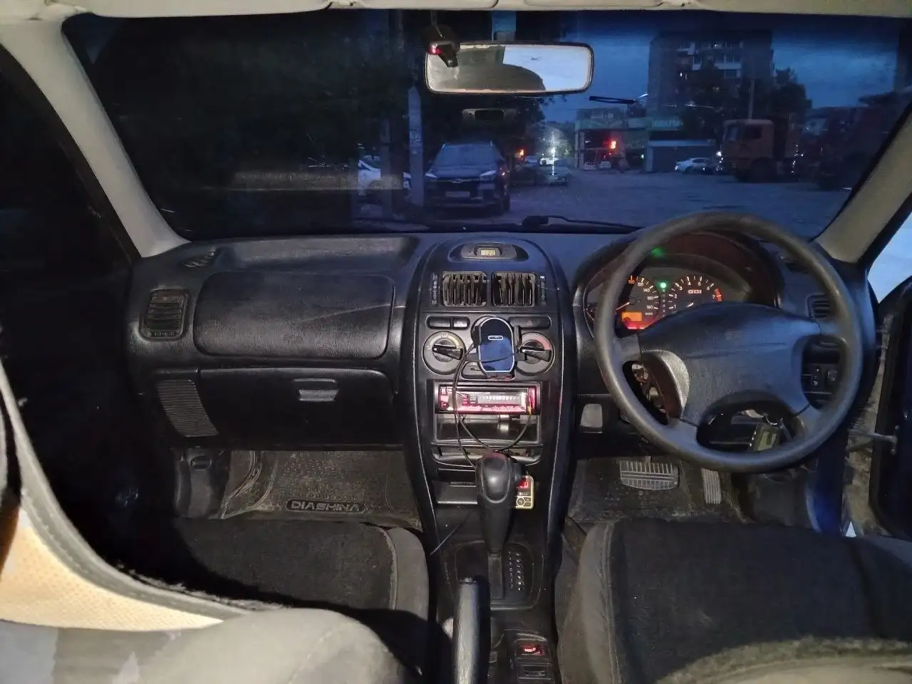 Mitsubishi Carisma 97 года выпуска - Авто в Новосибирск