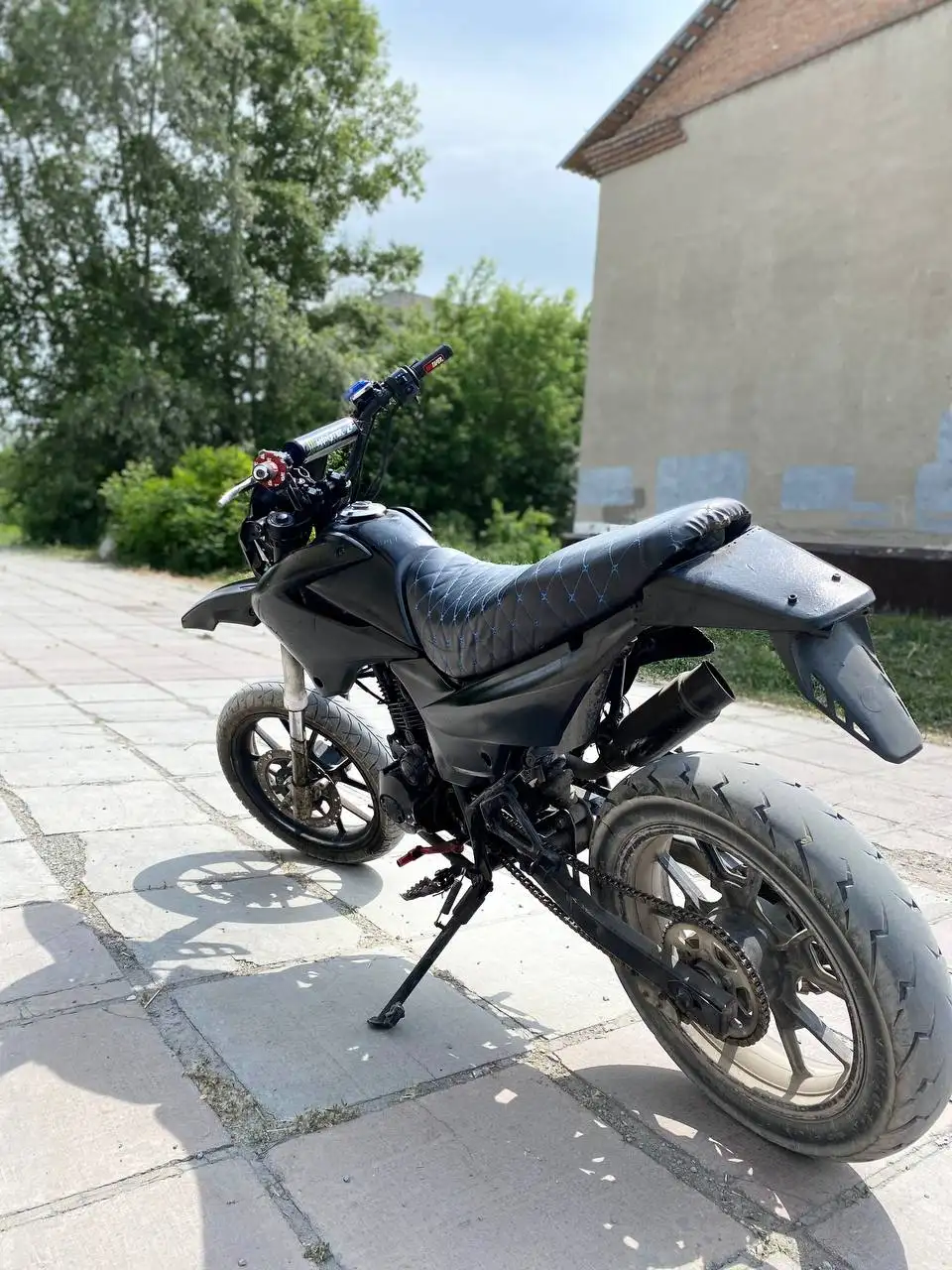 Продажа мотоцикла 200 кубов - Мототехника (Авто) в Искитим