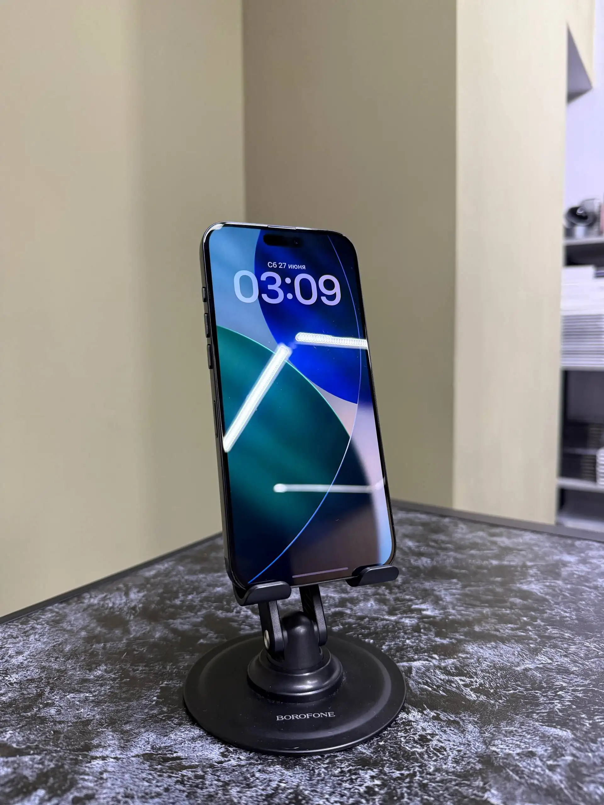 iPhone 16 Pro Max 256GB Б/У - Телефоны (Электроника) в Новосибирск