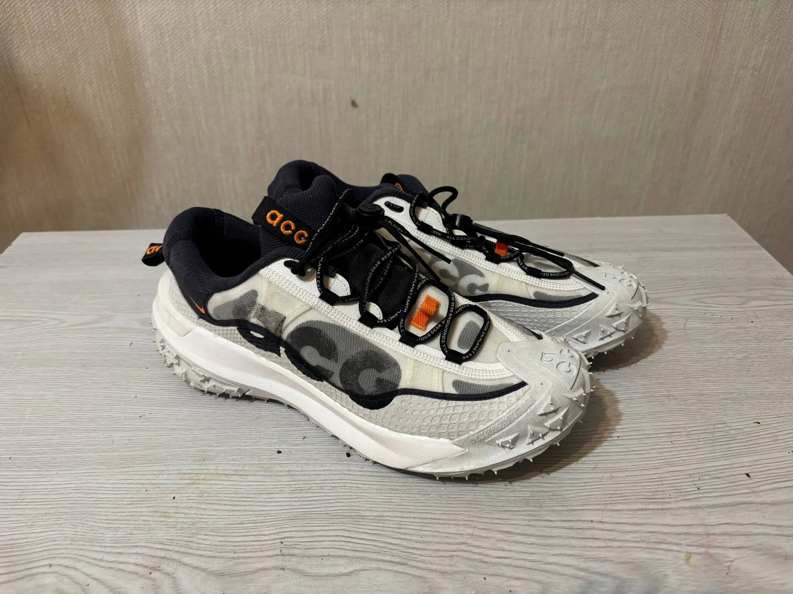 Кроссы Nike ACG Mountain Fly 2 Low Gore-Tex - Обувь (Одежда) в Новосибирск