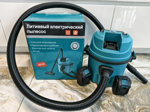 Аккумуляторный строительный пылесос Makita LXT 18V с двумя аккумуляторами - Печи и обогреватели в Новосибирск