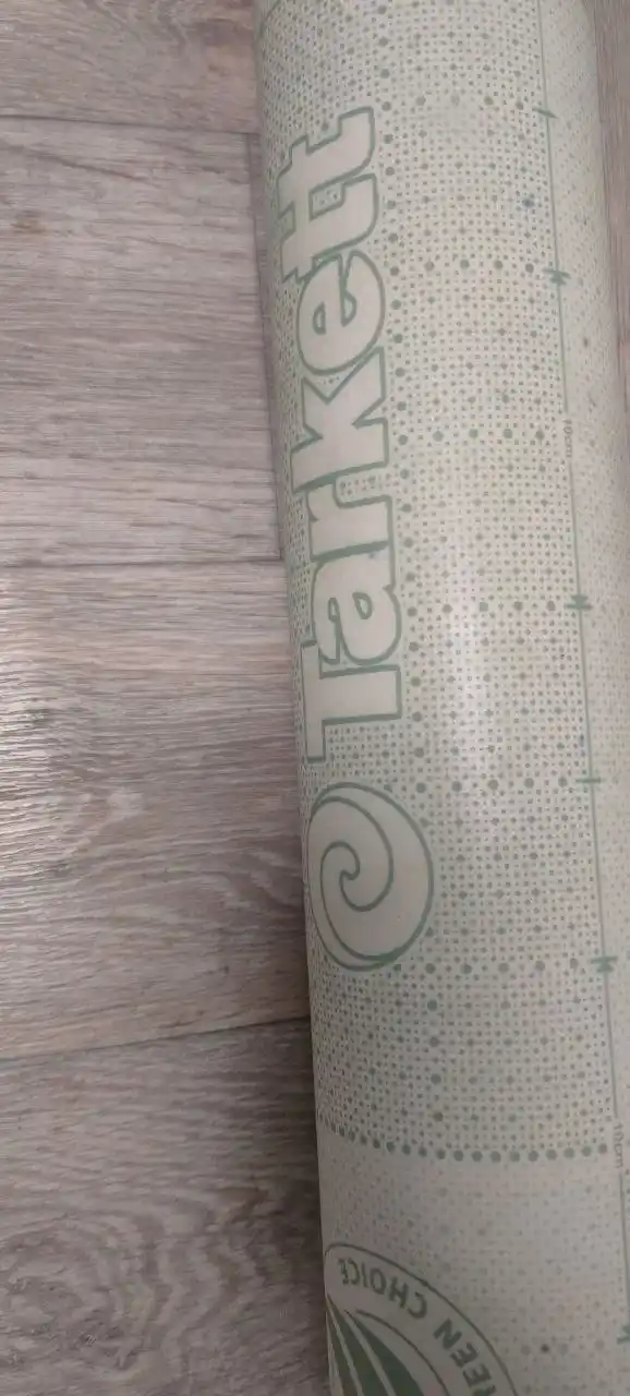 Продам куски линолеума