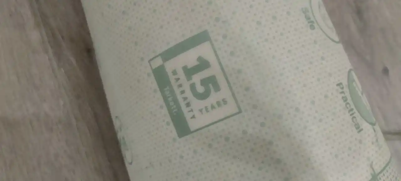 Продам куски линолеума