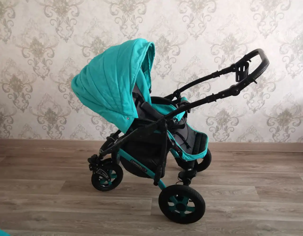 Продам коляску 2 в 1 Camarelo Sevilla