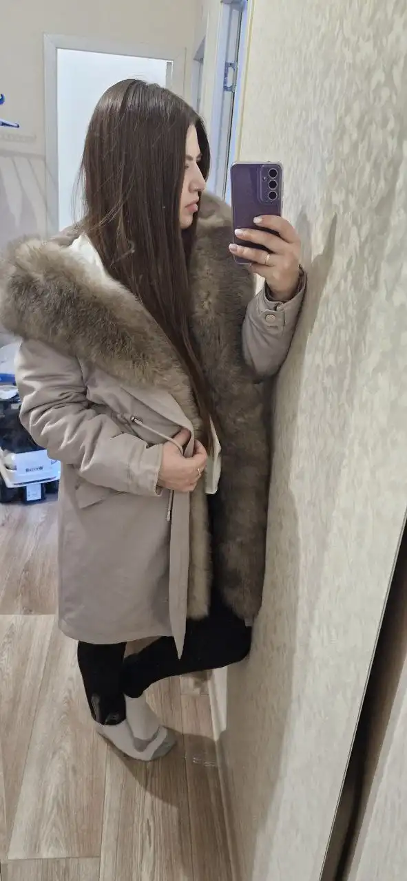 Женская парка с натуральным мехом